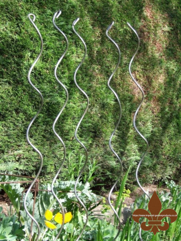 Heavy-duty 8mm metal spiral plant supports - naturally rusting handcrafted decorative garden stakes